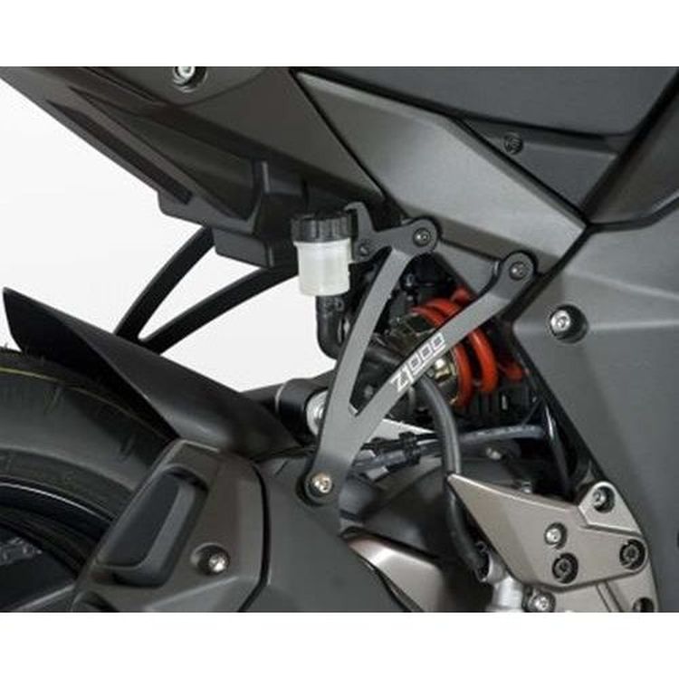 Exhaust Hangers (pair), Kawasaki Z1000 '10-'14 / Z1000SX up to 2013