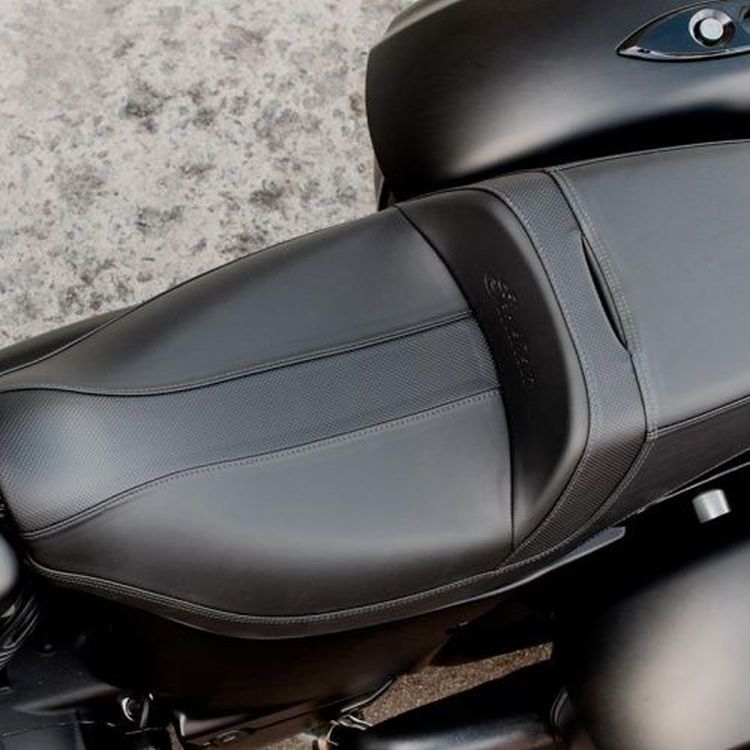 Indian Motorcycle Rogue Seat Black Vinyl for Thunderstroke 111 Models