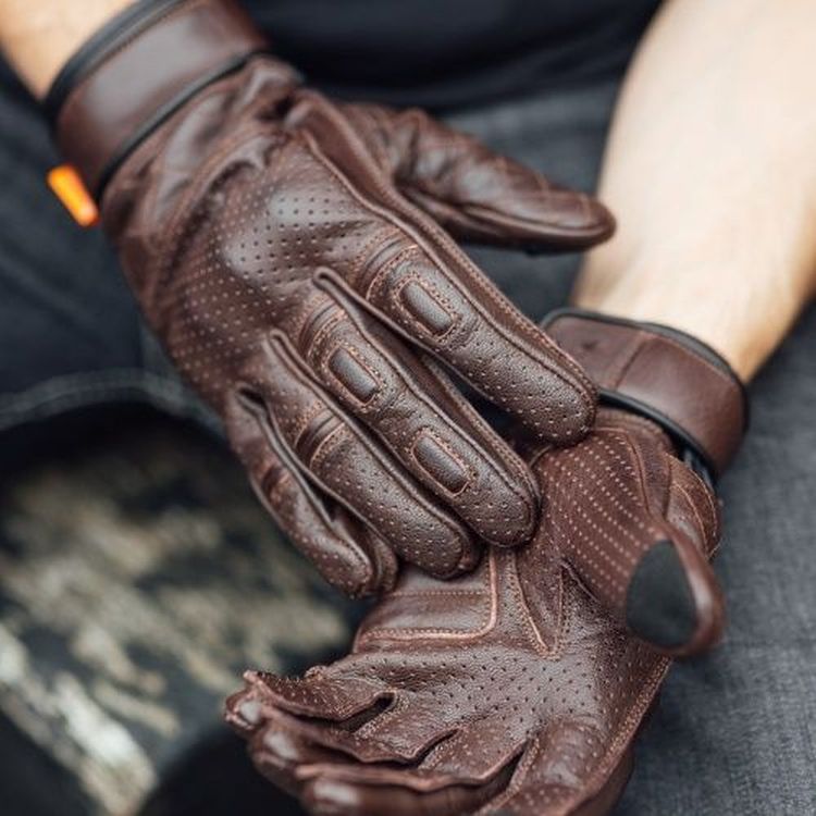 Merlin Clanstone Leather Glove