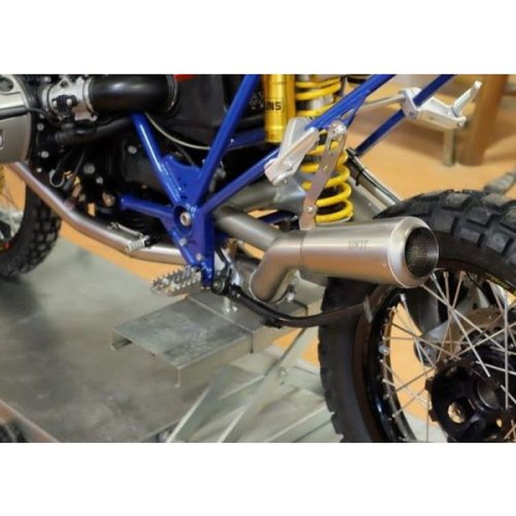 Unit Garage Kit Complete Exhaust BMW HP2 and Megamoto Titanium