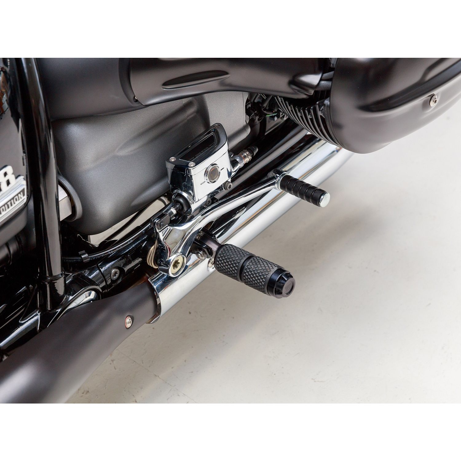 Wunderkind Replacement Footrests Rider BMW R 18 Models - Moore Speed Racing