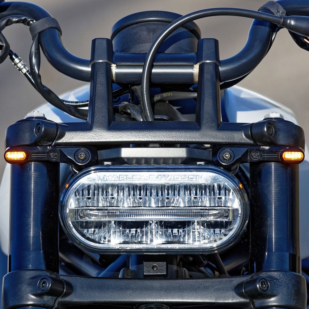 Wunderkind ''Little One'' LED front Indicators for Harley Davidson Sportster S 21+
